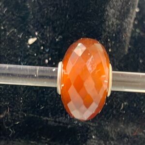 Trollbeads Hessonite Garnet bead